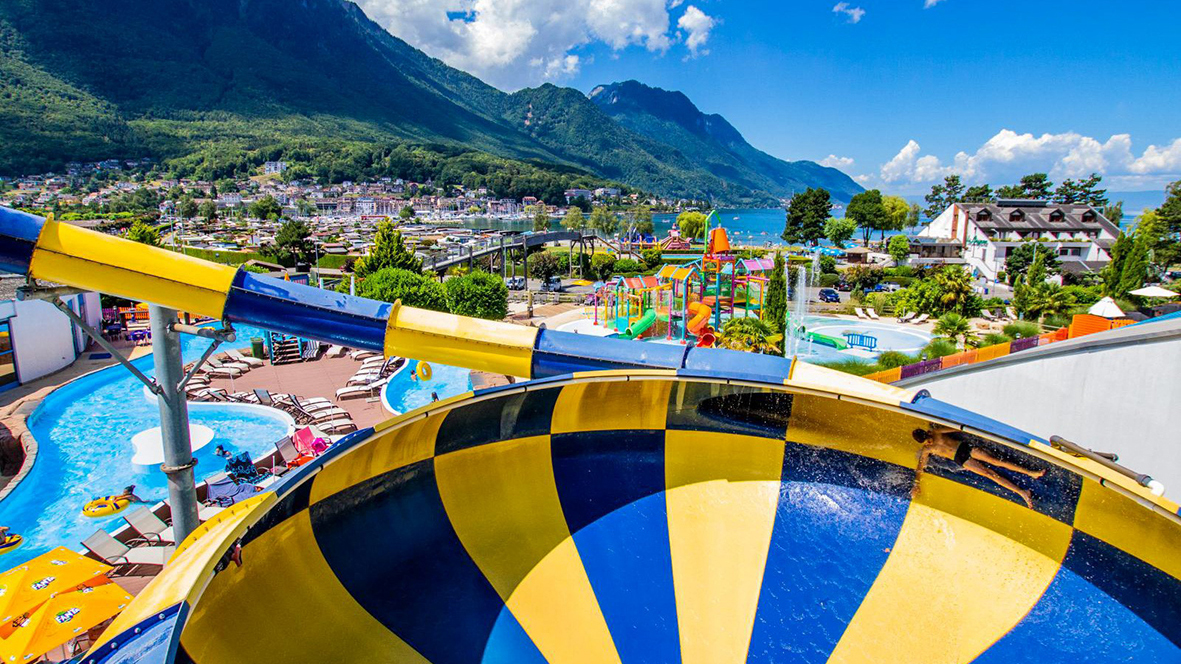 aquaparc+bouveret+1+waterpark+aan+meer+van+geneve+tijdens+vakantie+in+frankrijk+met+kinderen